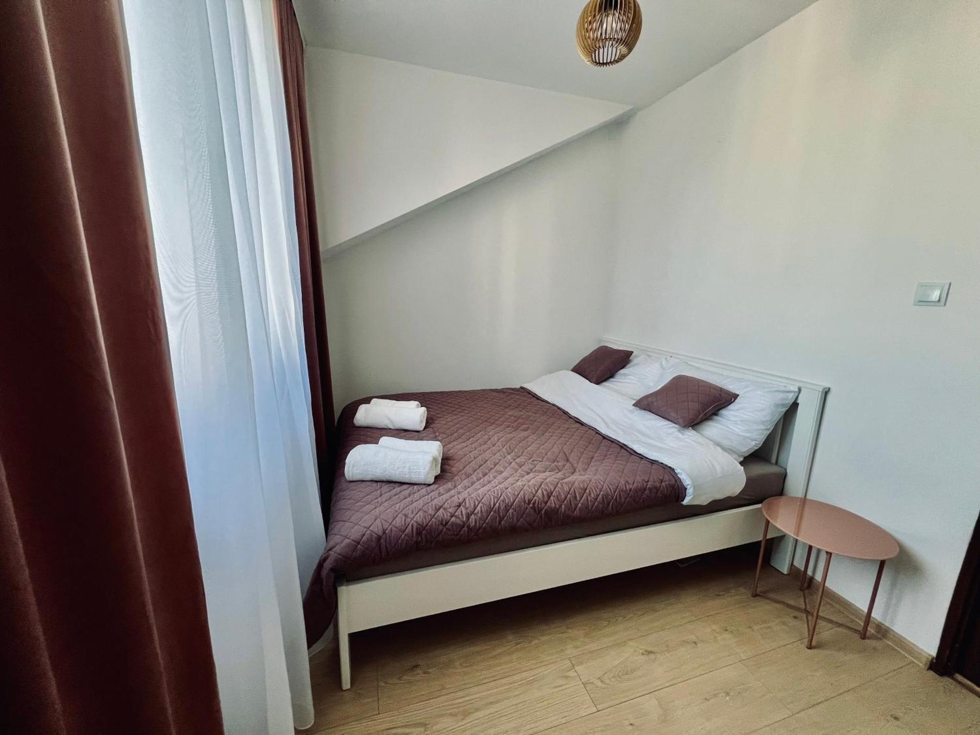 Apartament Wisteria แชมิตช์ ภายนอก รูปภาพ