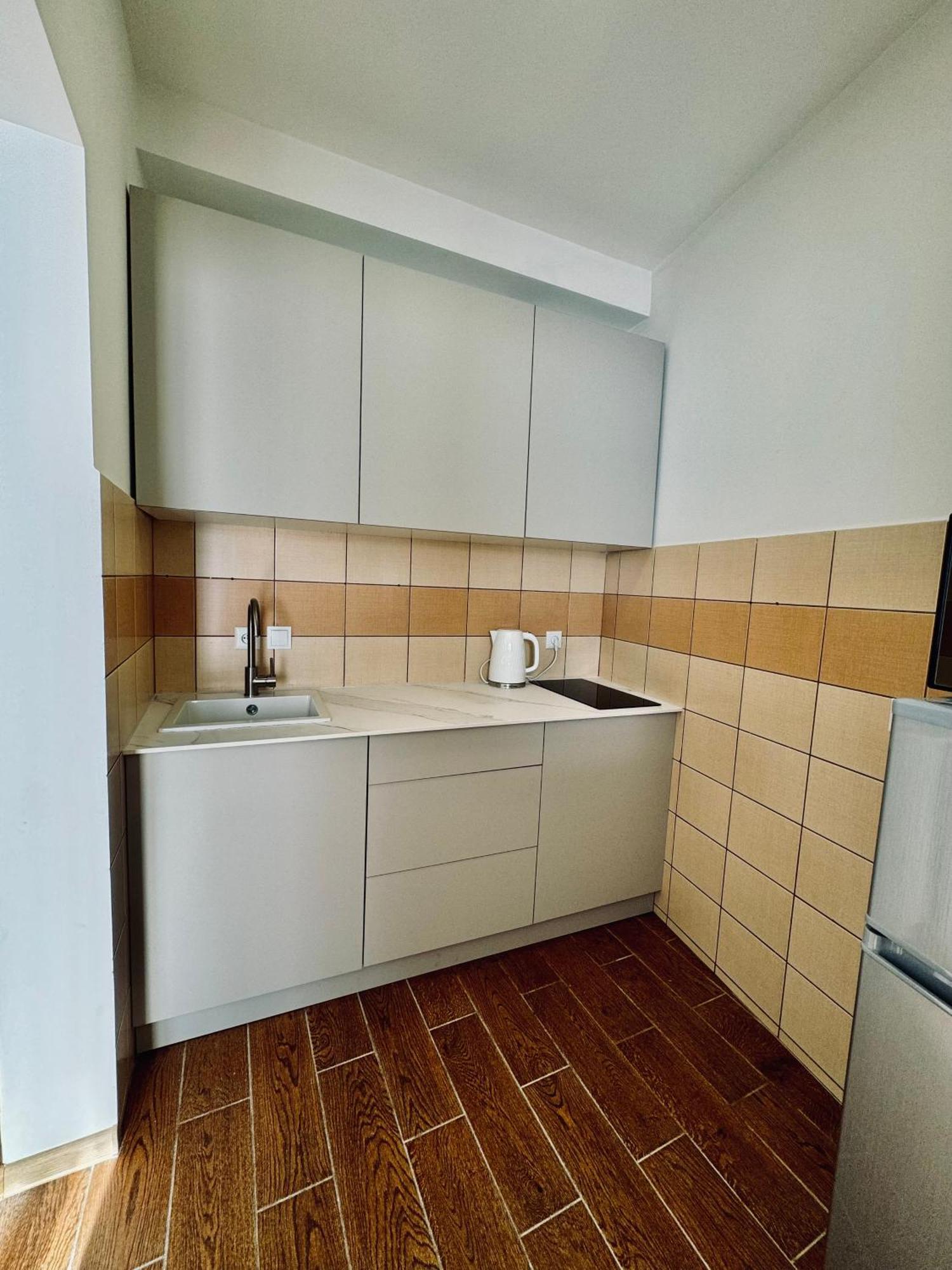 Apartament Wisteria แชมิตช์ ภายนอก รูปภาพ