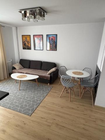 Apartament Wisteria แชมิตช์ ภายนอก รูปภาพ